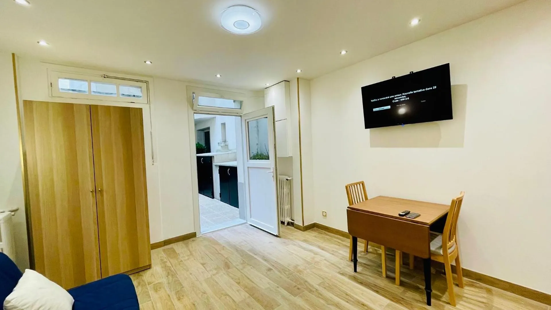 Apartment Studio Mozart Passy Paris France