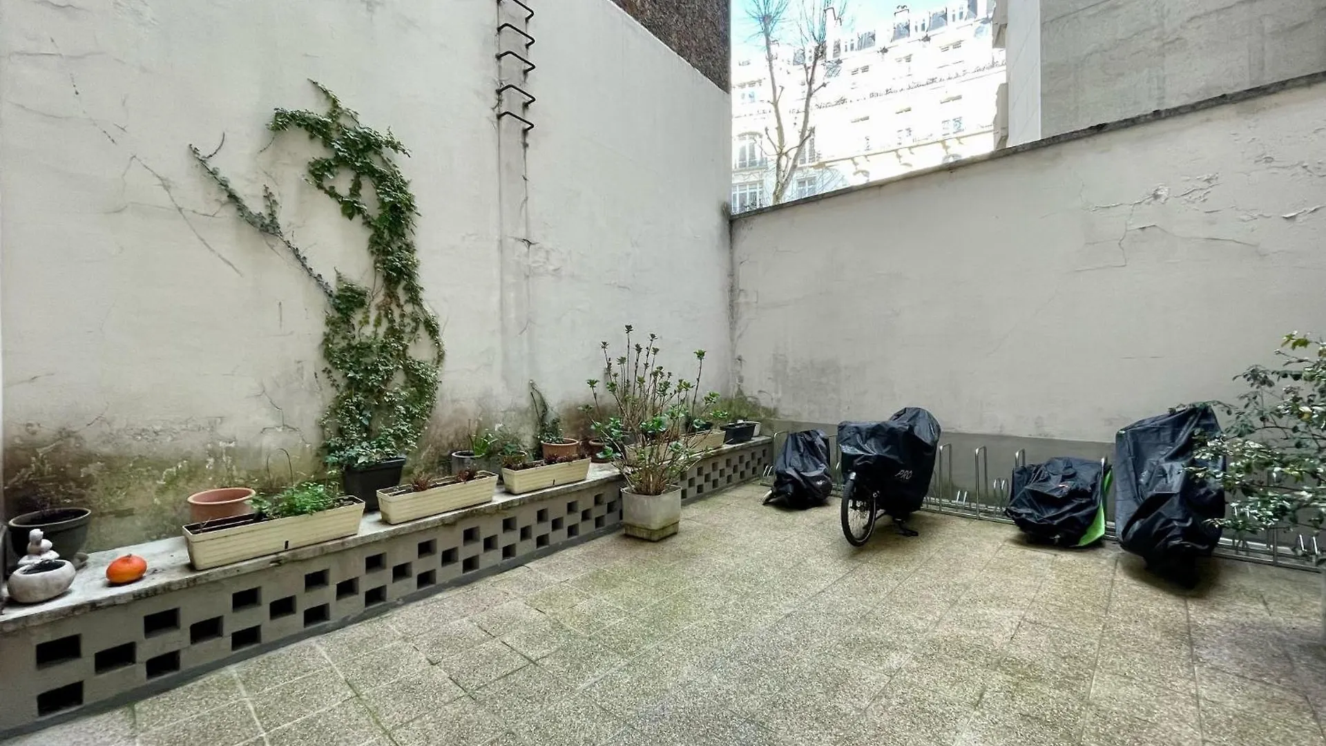 Studio Mozart Passy Paris Apartment
